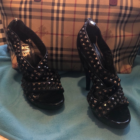 Burberry Studded Heels - Picture 1 of 14